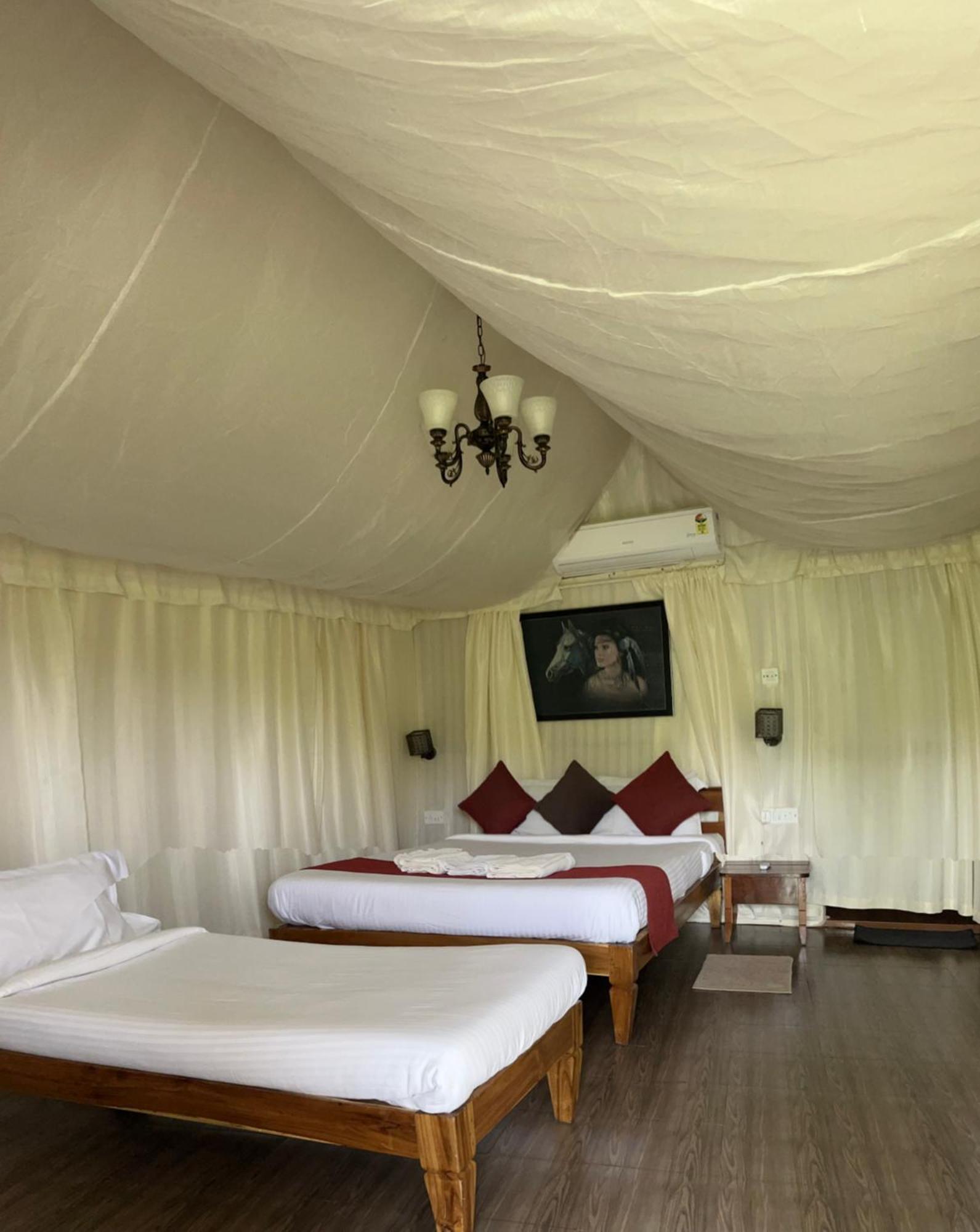 Wilderness Jungle Camp Hotel Malavalli Luaran gambar